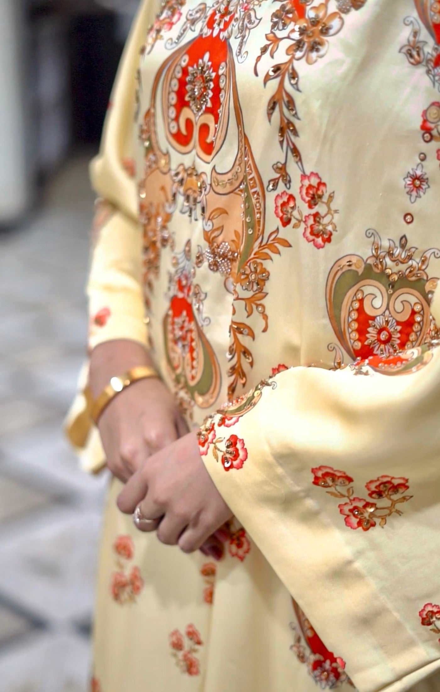 Aurah - Embroidered