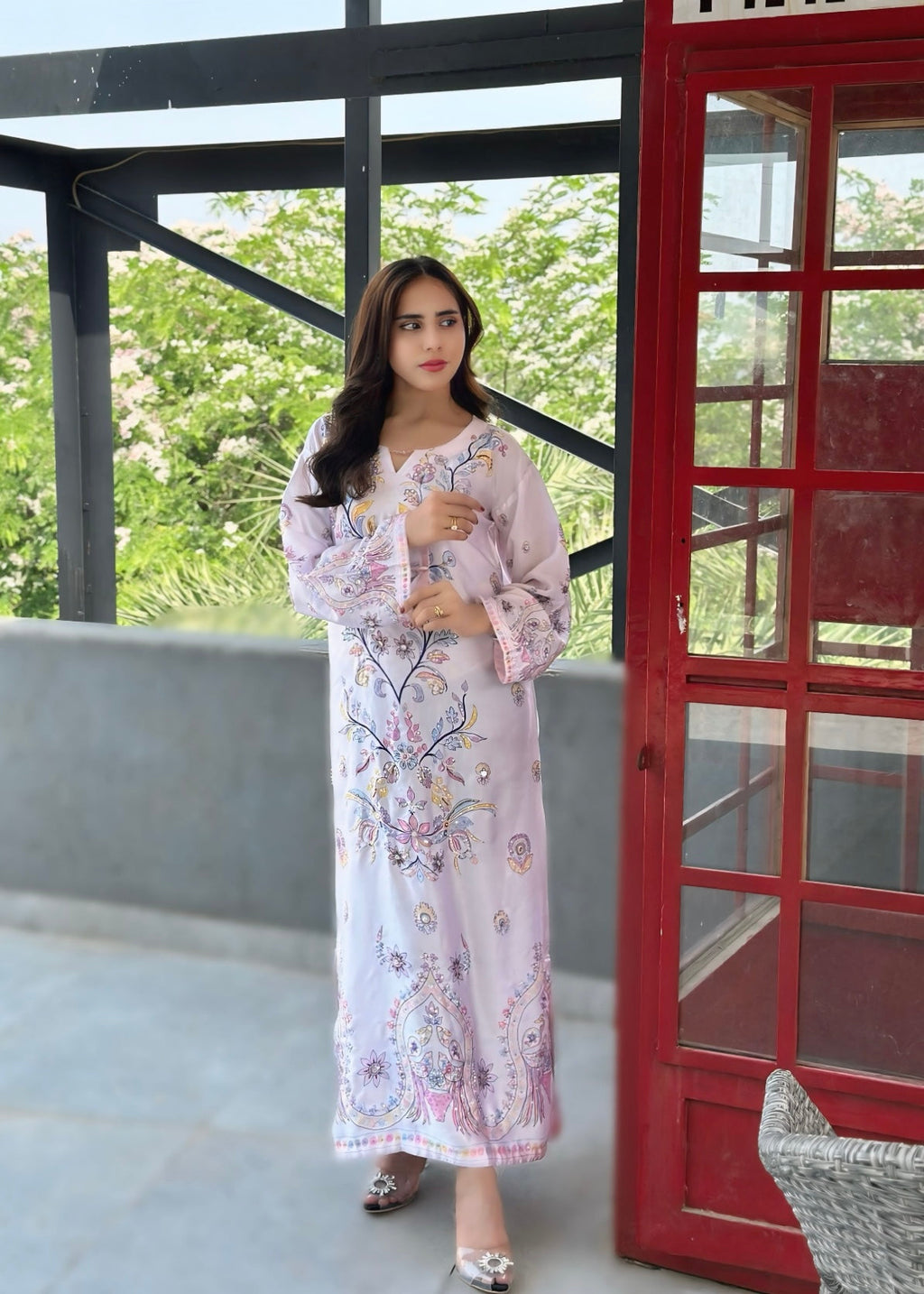 Serenelle - Embroidered