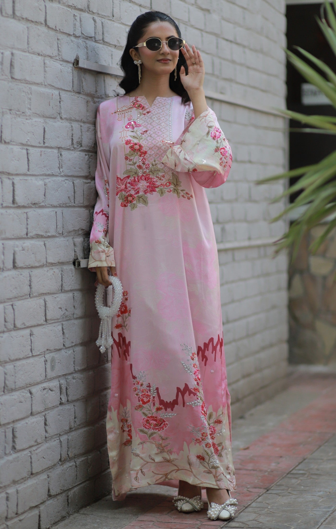 Amora - Embroidered