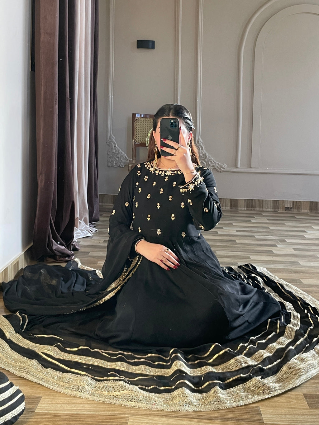 Siyah Noor