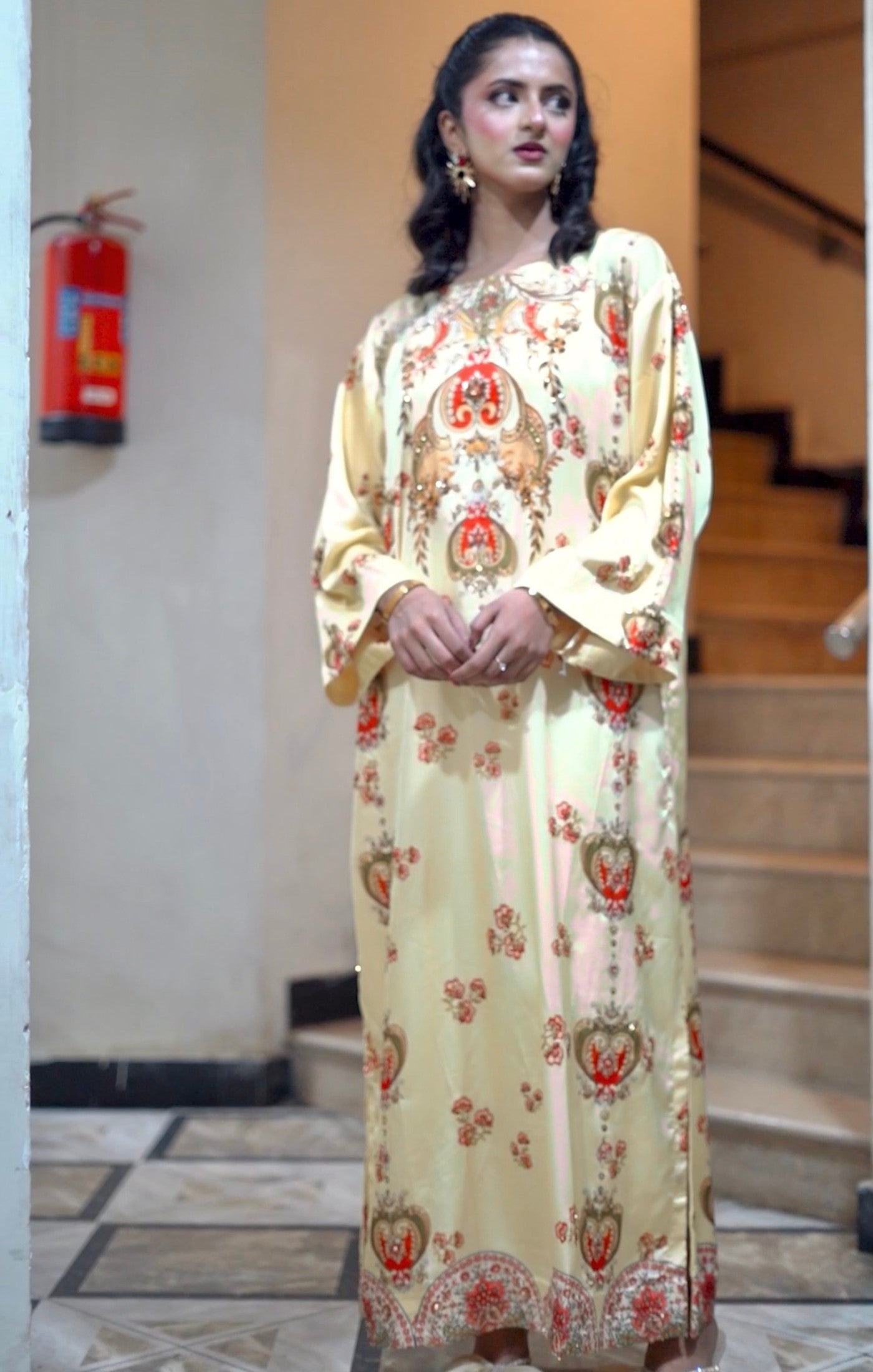 Aurah - Embroidered