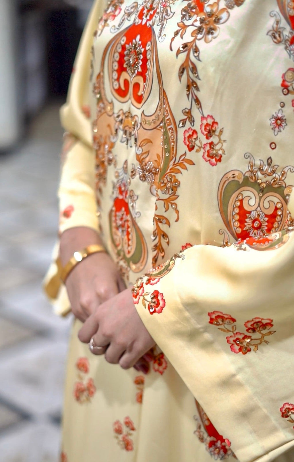 Aurah - Embroidered