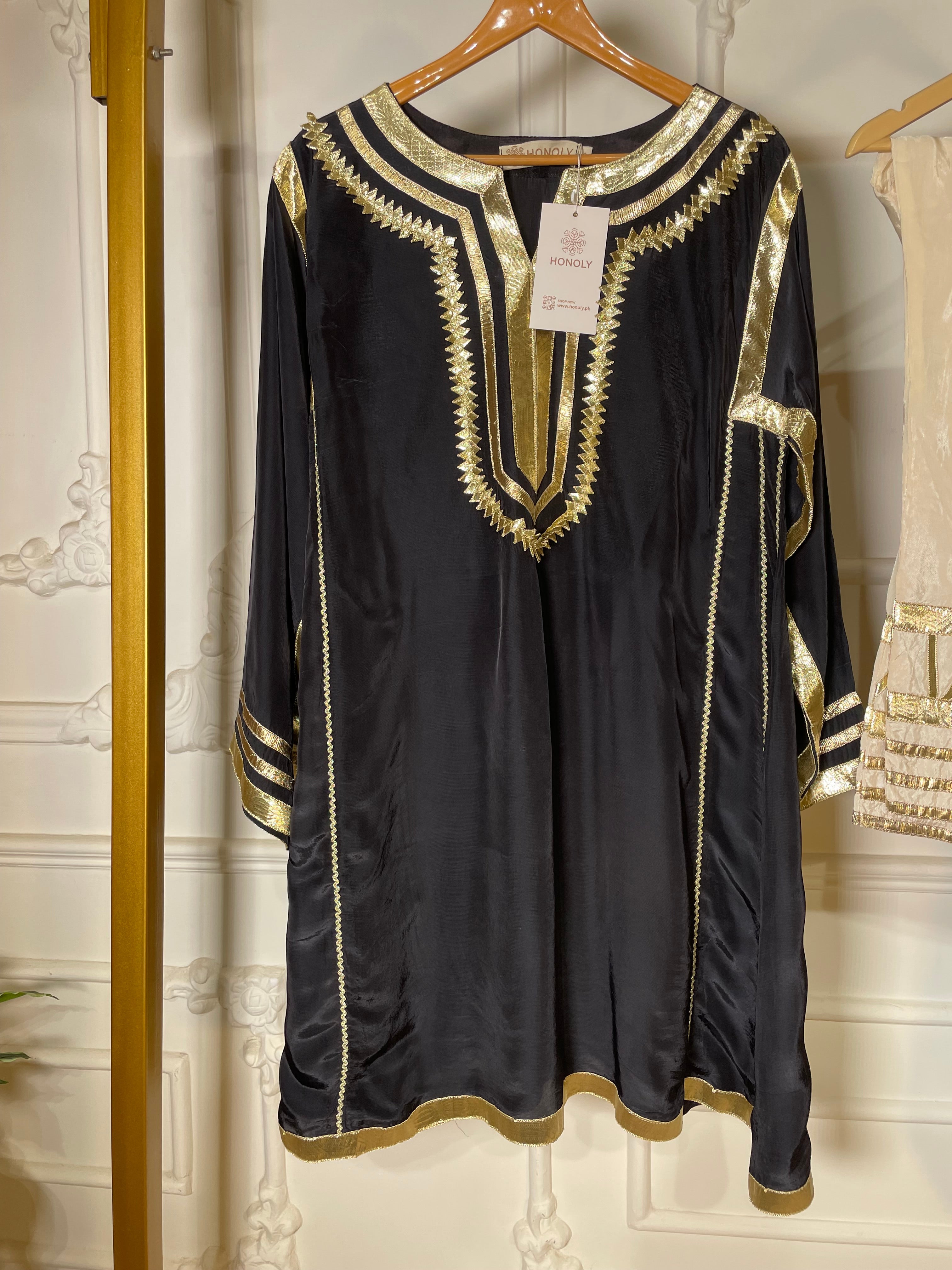 Bebo - Black